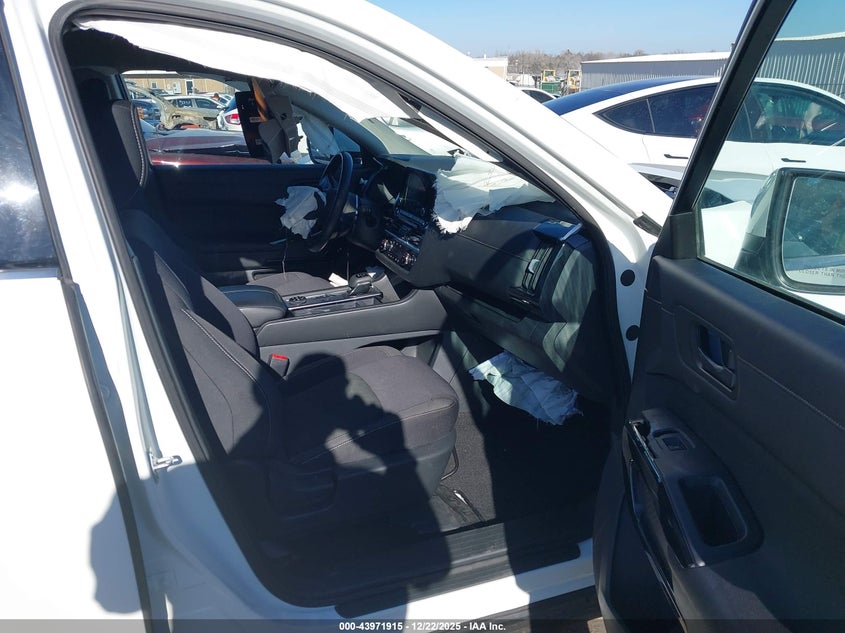 2024 Nissan Pathfinder Sv 4Wd