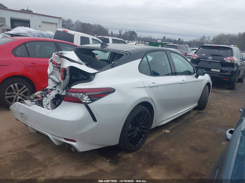 2022 Toyota Camry Xse