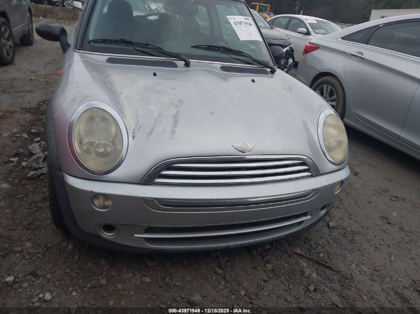 2005 Mini Cooper VIN: WMWRC33545TJ69044 Lot: 43971946