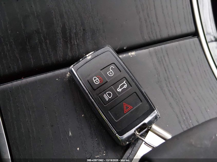 2024 Land Rover Range Rover Velar P250 S VIN: SALYJ2EX1RA373968 Lot: 43971962