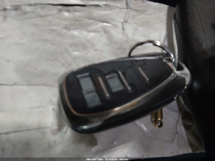 2019 Chevrolet Equinox Premier VIN: 2GNAXNEV0K6154422 Lot: 43971980