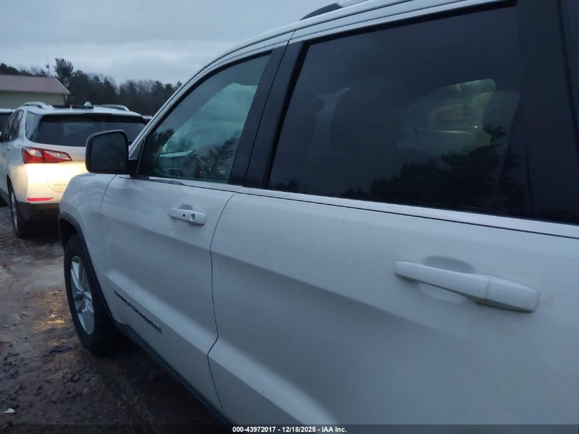 2017 Jeep Grand Cherokee Laredo 4X4 VIN: 1C4RJFAG9HC841148 Lot: 43972017