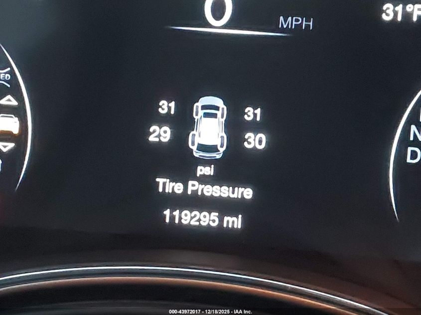 2017 Jeep Grand Cherokee Laredo 4X4 VIN: 1C4RJFAG9HC841148 Lot: 43972017