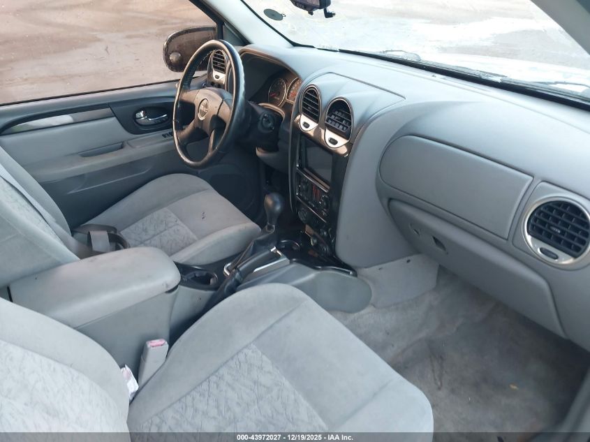 1GKET16S056115136 2005 GMC ENVOY photo no. 5