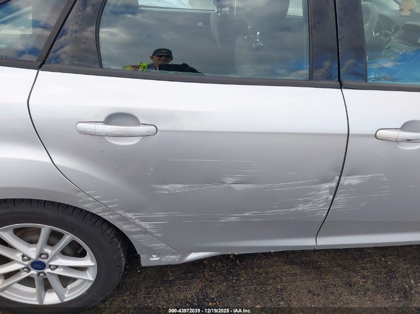 2015 Ford Focus Se VIN: 1FADP3F2XFL259213 Lot: 43972039