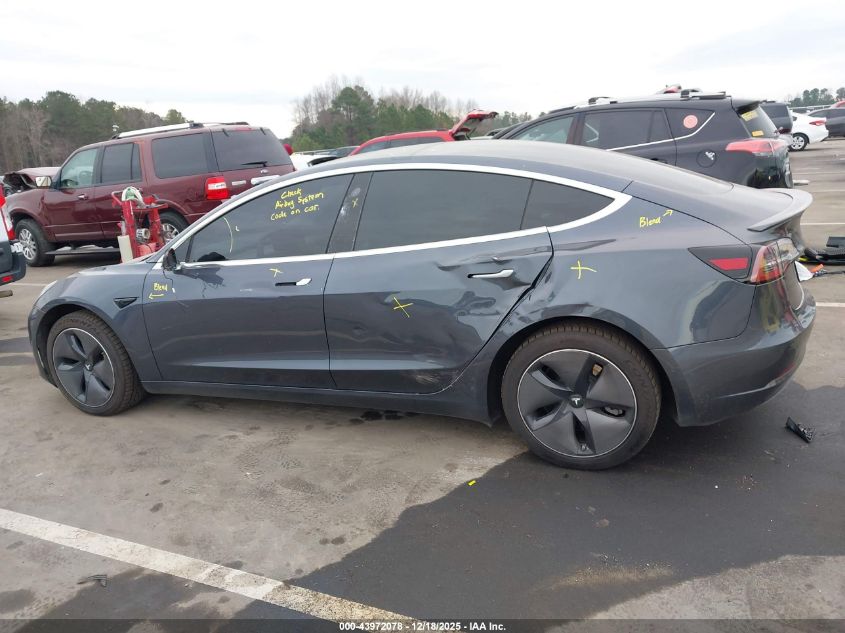 2019 Tesla Model 3 Long Range/Performance VIN: 5YJ3E1EB7KF437559 Lot: 43972078