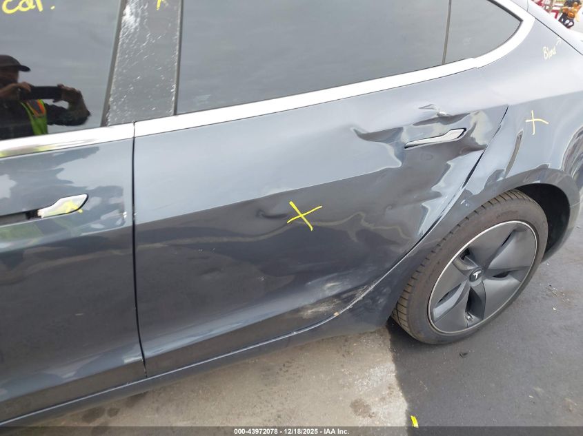 2019 Tesla Model 3 Long Range/Performance VIN: 5YJ3E1EB7KF437559 Lot: 43972078