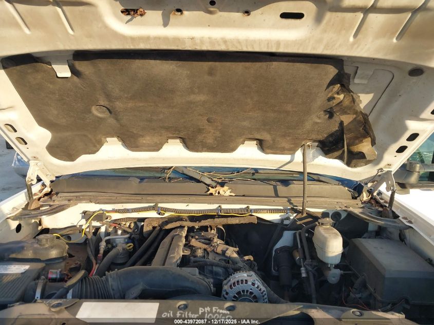 2007 Chevrolet Silverado 2500Hd Work Truck VIN: 1GCHC24K47E567911 Lot: 43972087