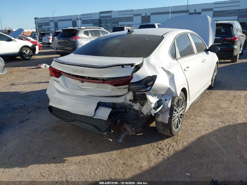 2023 Kia Forte Gt-Line VIN: 3KPF54AD3PE670194 Lot: 43972105