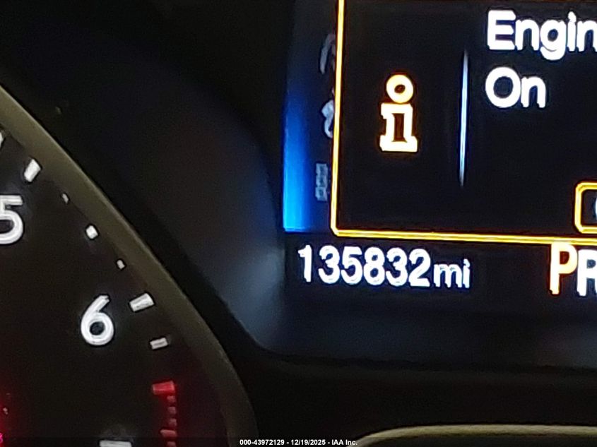 2017 Ford Focus Titanium VIN: 1FADP3J20HL200682 Lot: 43972129