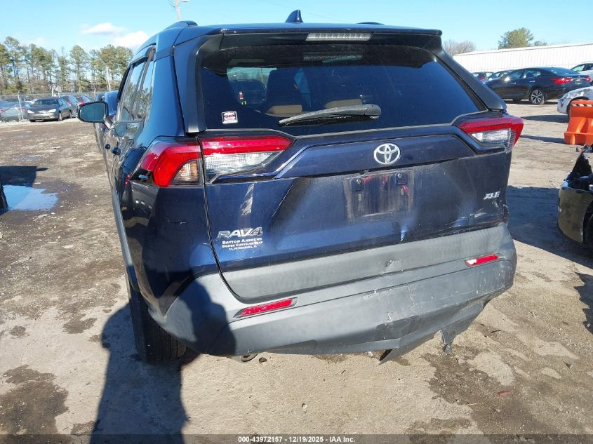 2019 Toyota Rav4 Xle VIN: 2T3W1RFV6KW013008 Lot: 43972157