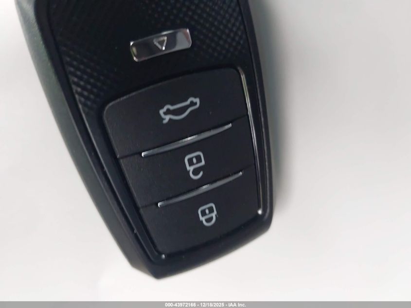 2021 Toyota Rav4 Xle VIN: 2T3W1RFVXMW119724 Lot: 43972166