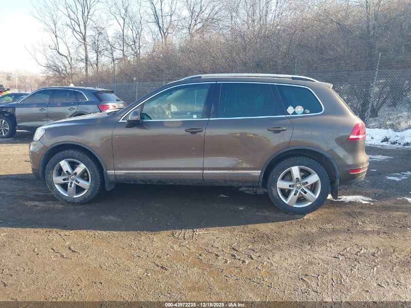 2014 Volkswagen Touareg 3.6L Lux VIN: WVGEF9BP4ED008178 Lot: 43972235