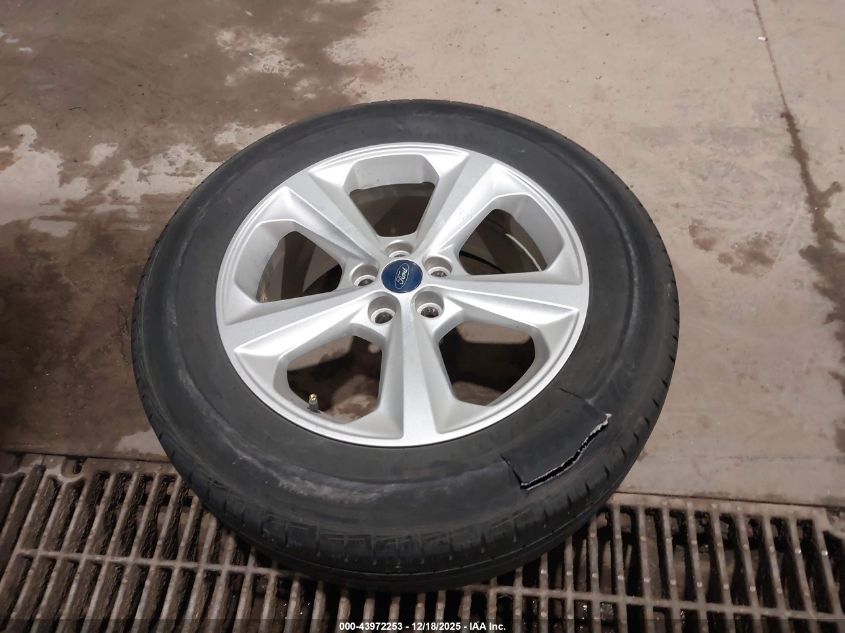 2019 Ford Edge Se VIN: 2FMPK3G96KBB99129 Lot: 43972253