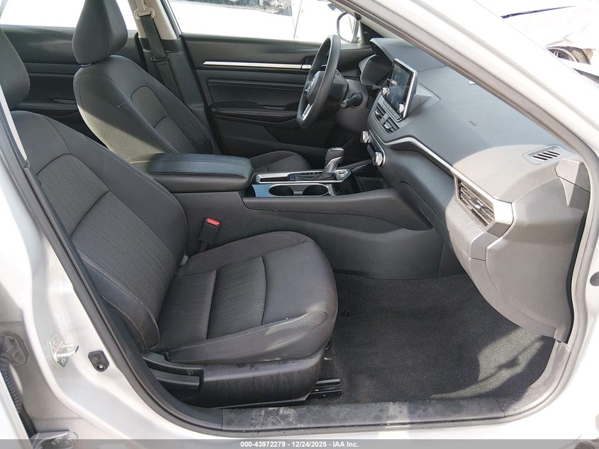 2021 Nissan Altima Sv Fwd