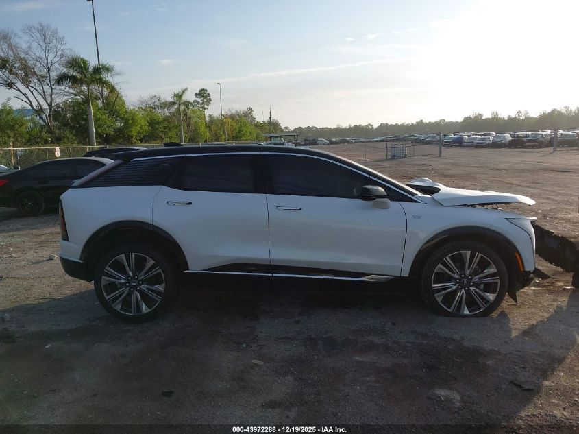 2025 Cadillac Optiq Luxury 2 Awd VIN: 3GYK3DMR5SS140745 Lot: 43972288