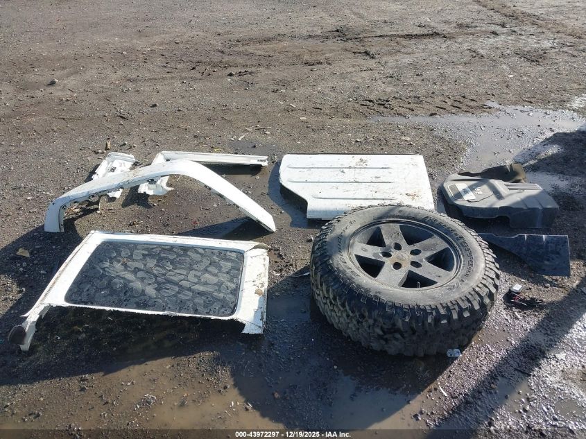 2014 Jeep Wrangler Unlimited Rubicon VIN: 1C4BJWFGXEL265737 Lot: 43972297