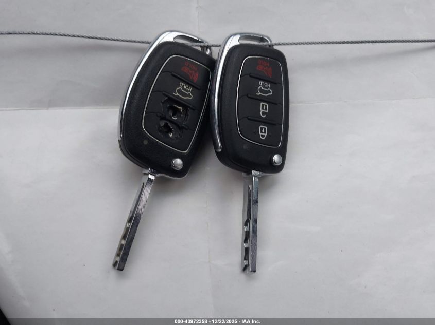 2015 Hyundai Santa Fe Gls VIN: KM8SM4HF8FU127119 Lot: 43972358