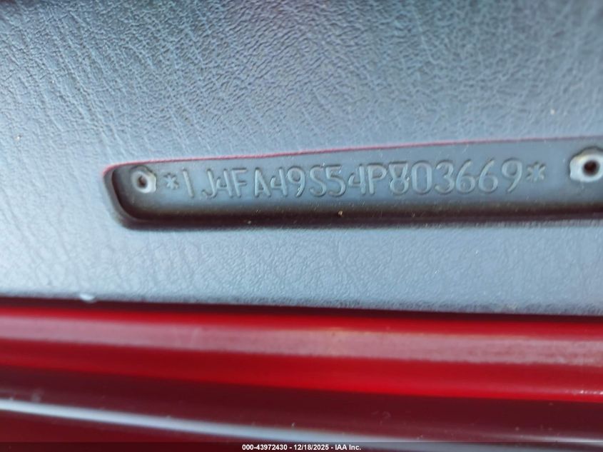 2004 Jeep Wrangler Unlimited VIN: 1J4FA49S54P803669 Lot: 43972430