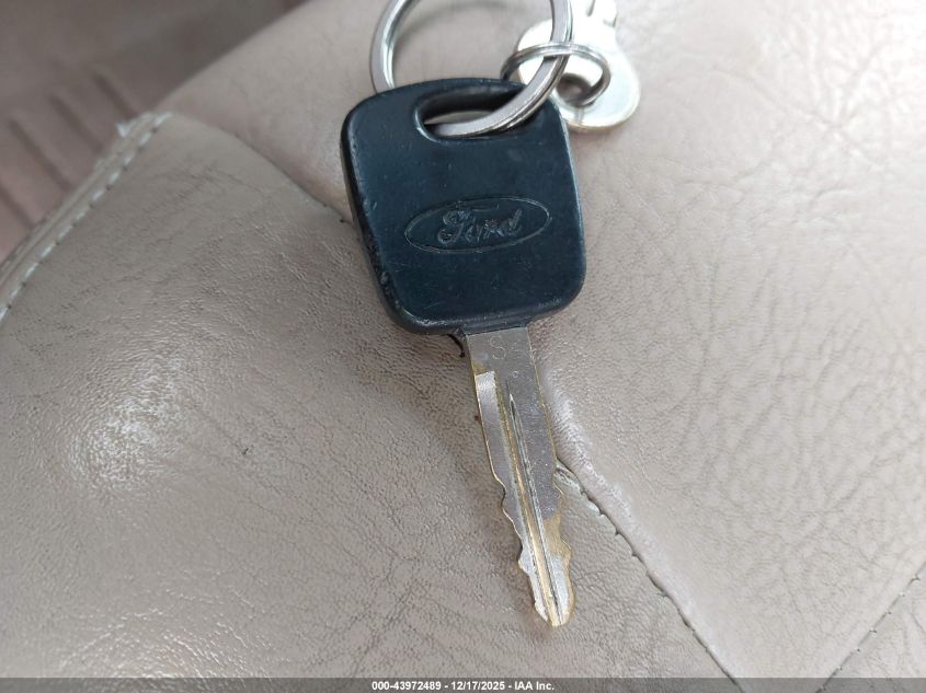 2003 Ford F-150 Lariat/Xlt VIN: 1FTRW08L53KC23468 Lot: 43972489