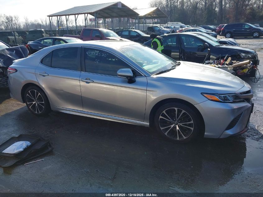 2018 Toyota Camry Se VIN: 4T1B11HK6JU557020 Lot: 43972520
