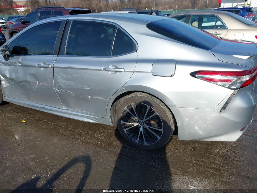 2018 Toyota Camry Se VIN: 4T1B11HK6JU557020 Lot: 43972520