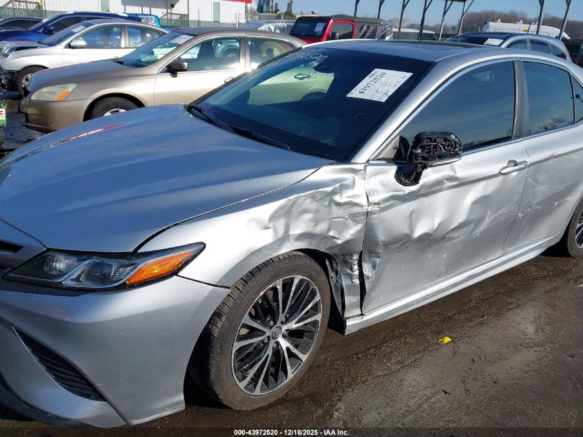 2018 Toyota Camry Se VIN: 4T1B11HK6JU557020 Lot: 43972520