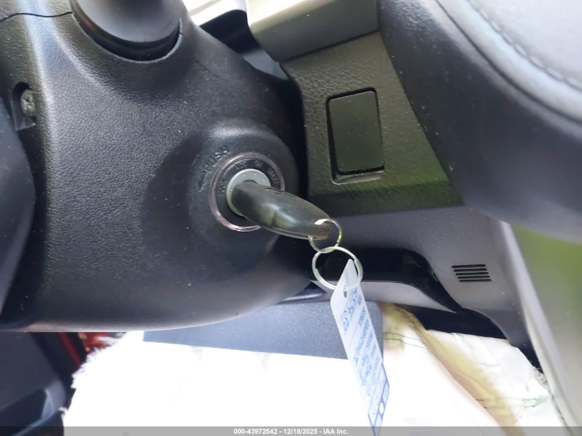 2015 Toyota Rav4 Le VIN: 2T3BFREV6FW255689 Lot: 43972542