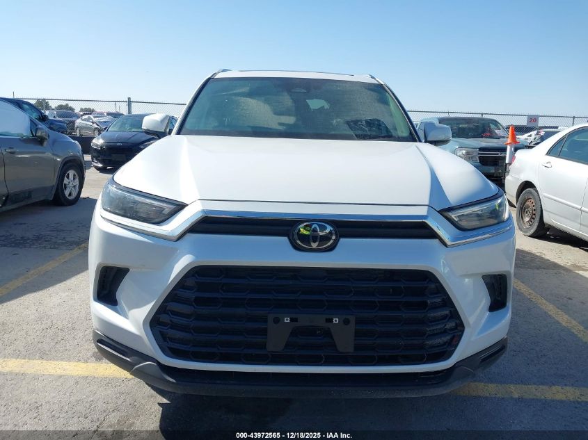 2025 Toyota Grand Highlander Xle VIN: 5TDAAAA52SS027797 Lot: 43972565