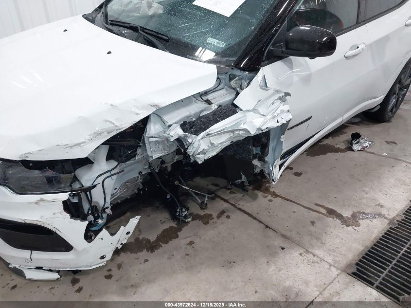 2024 Jeep Compass Limited 4X4 VIN: 3C4NJDCN4RT152767 Lot: 43972624