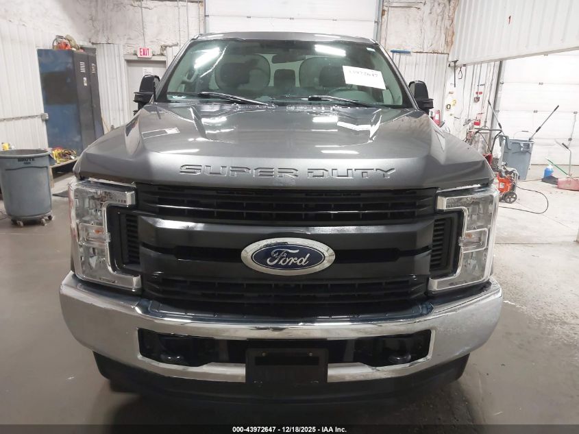 2017 Ford F-250 Xl VIN: 1FTBF2BT8HEF17975 Lot: 43972647