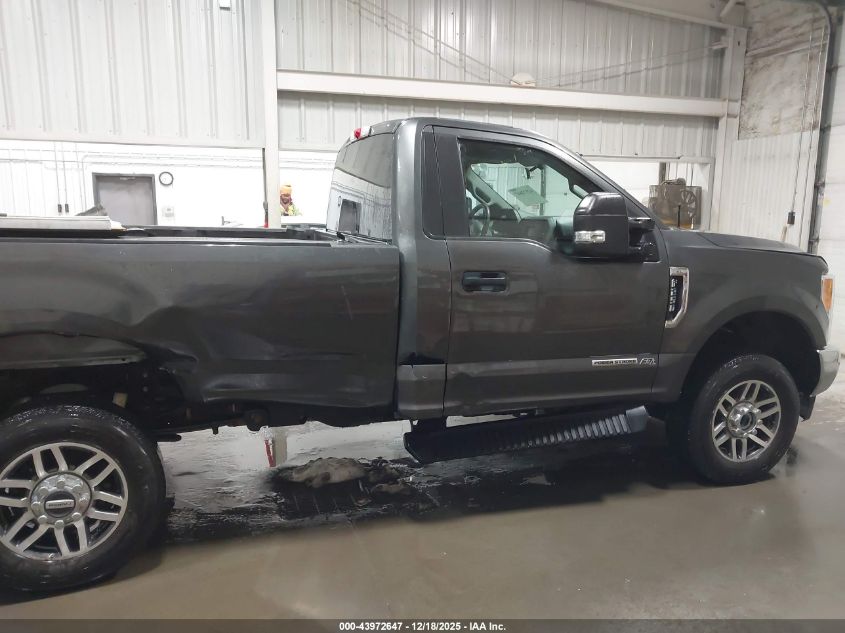 2017 Ford F-250 Xl VIN: 1FTBF2BT8HEF17975 Lot: 43972647