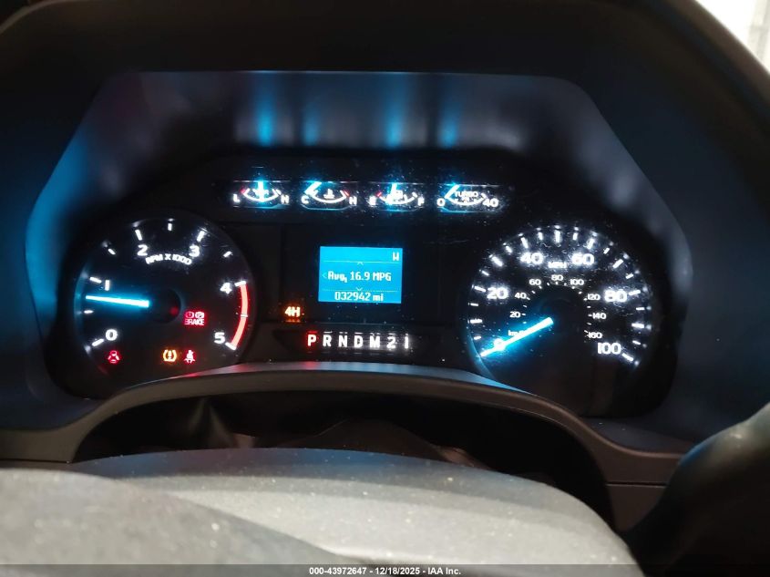 2017 Ford F-250 Xl VIN: 1FTBF2BT8HEF17975 Lot: 43972647