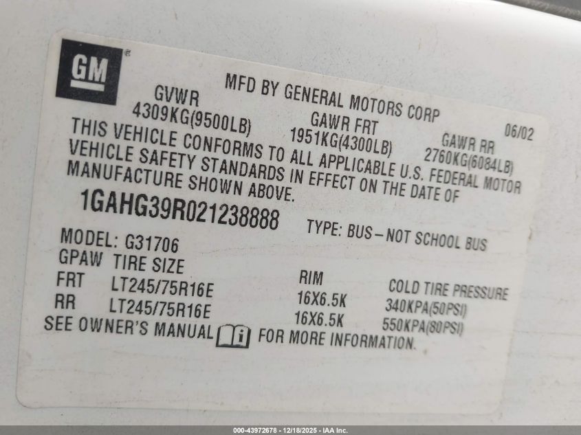 2002 Chevrolet Express VIN: 1GAHG39R021238888 Lot: 43972678