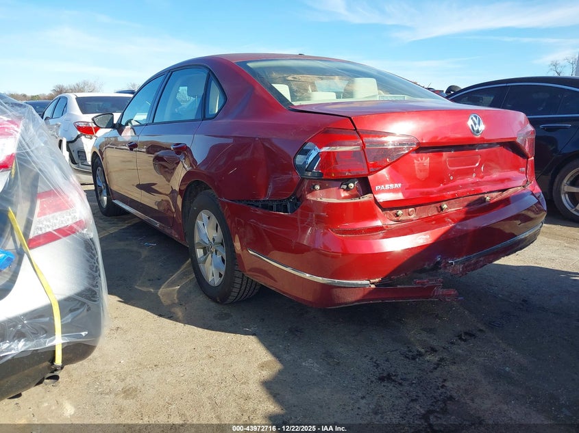 2018 Volkswagen Passat 2.0T R-Line/2.0T S