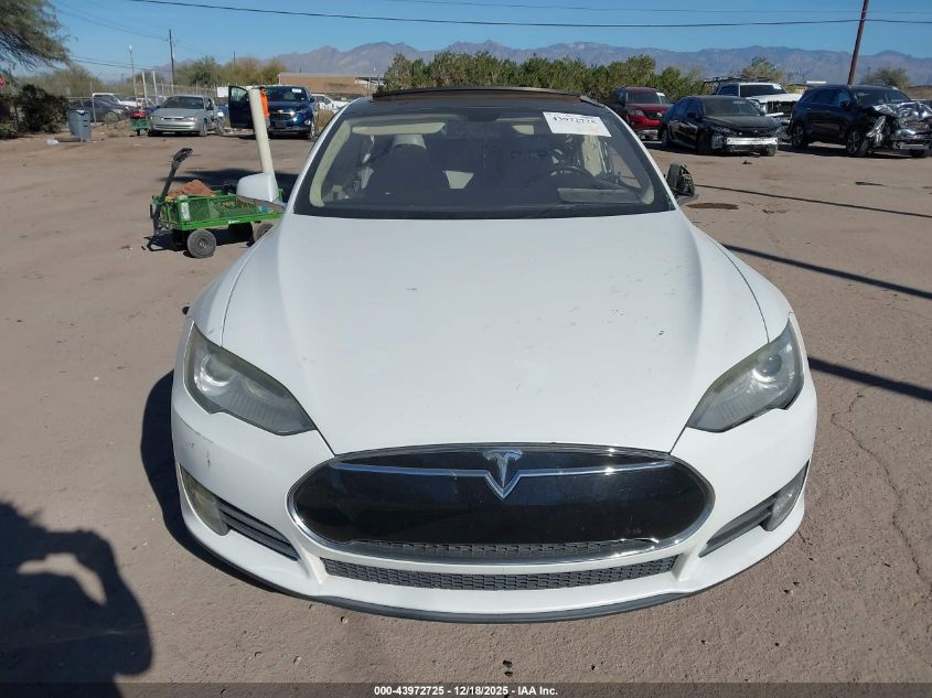 2013 Tesla Model S VIN: 5YJSA1DN9DFP04061 Lot: 43972725