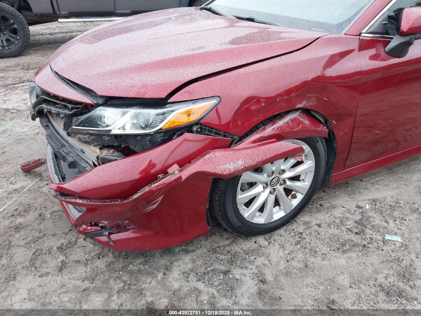 2019 Toyota Camry Le VIN: 4T1B11HKXKU690770 Lot: 43972751