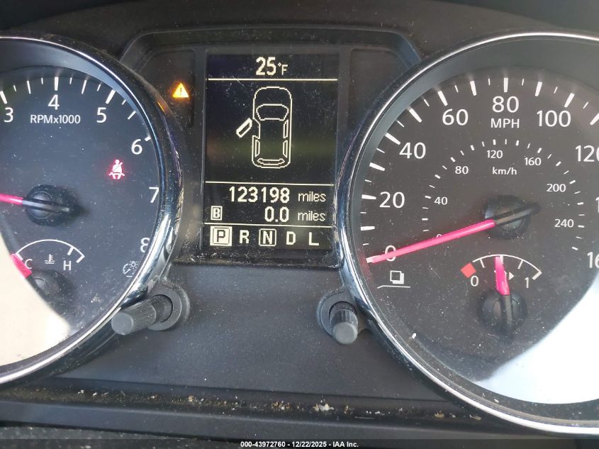 2015 Nissan Rogue Select S VIN: JN8AS5MVXFW766409 Lot: 43972760