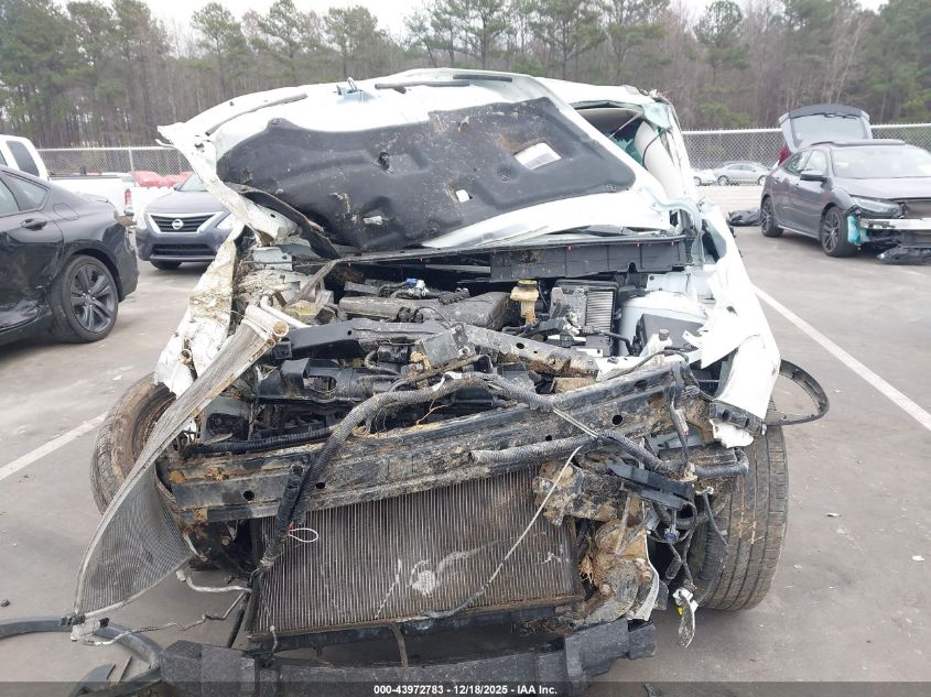 2017 Nissan Rogue Sv VIN: KNMAT2MT5HP591974 Lot: 43972783