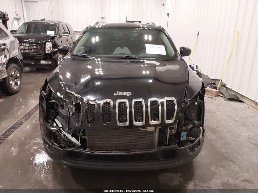 2017 Jeep Cherokee Latitude 4X4 VIN: 1C4PJMCS0HD220100 Lot: 43972815