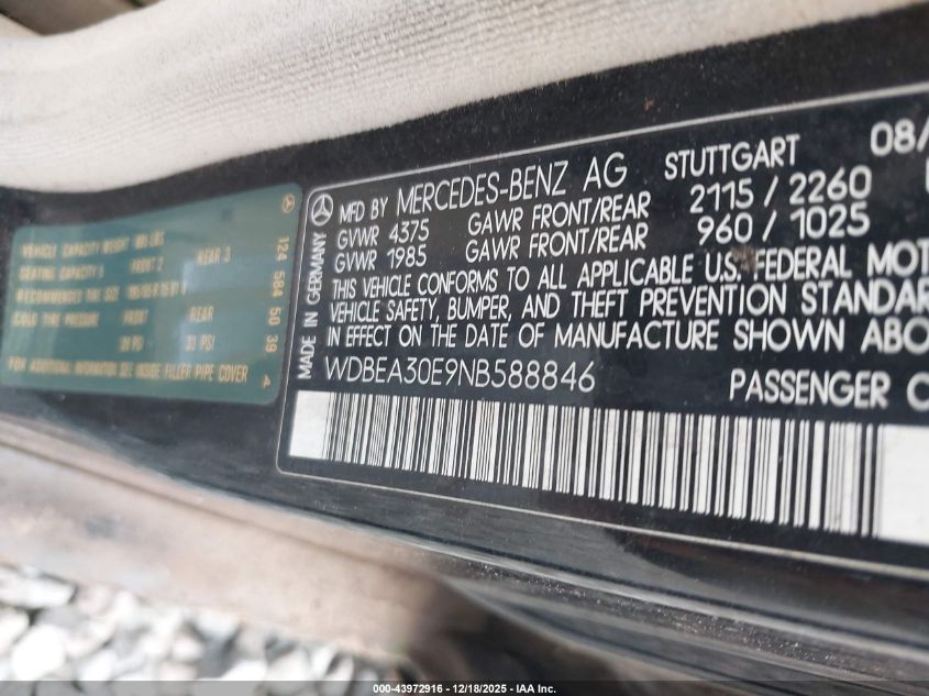 1992 Mercedes-Benz 300 E VIN: WDBEA30E9NB588846 Lot: 43972916