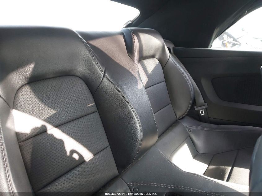 2022 Ford Mustang Ecoboost Premium VIN: 1FATP8UH0N5103717 Lot: 43972921