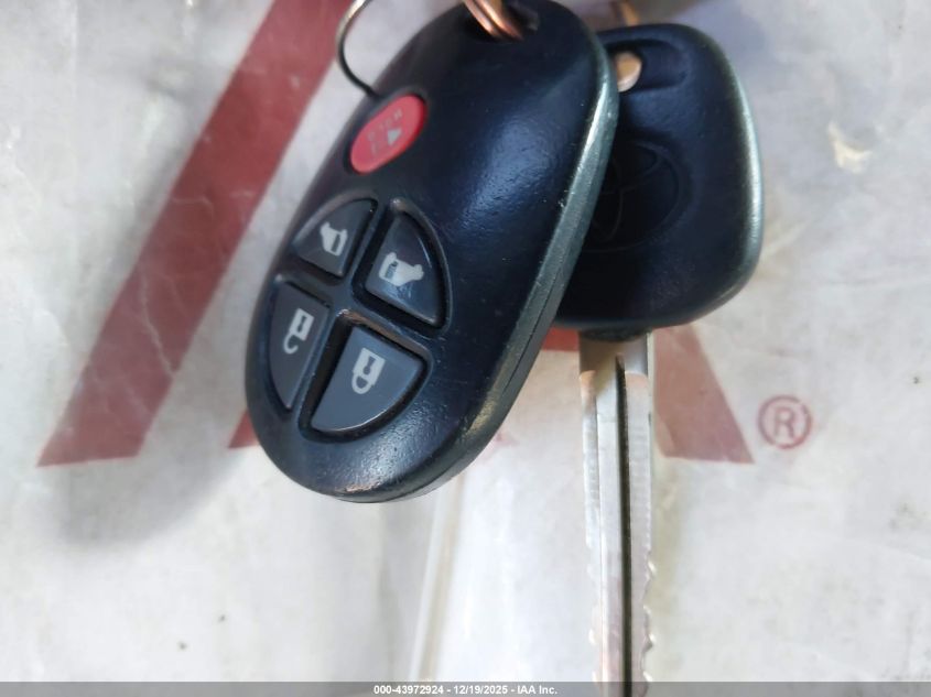 2011 Toyota Sienna Le V6 VIN: 5TDKK3DC5BS150470 Lot: 43972924