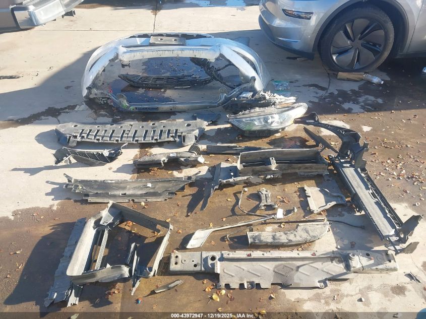 2017 Ford Fusion Hybrid Se VIN: 3FA6P0LU7HR387104 Lot: 43972947