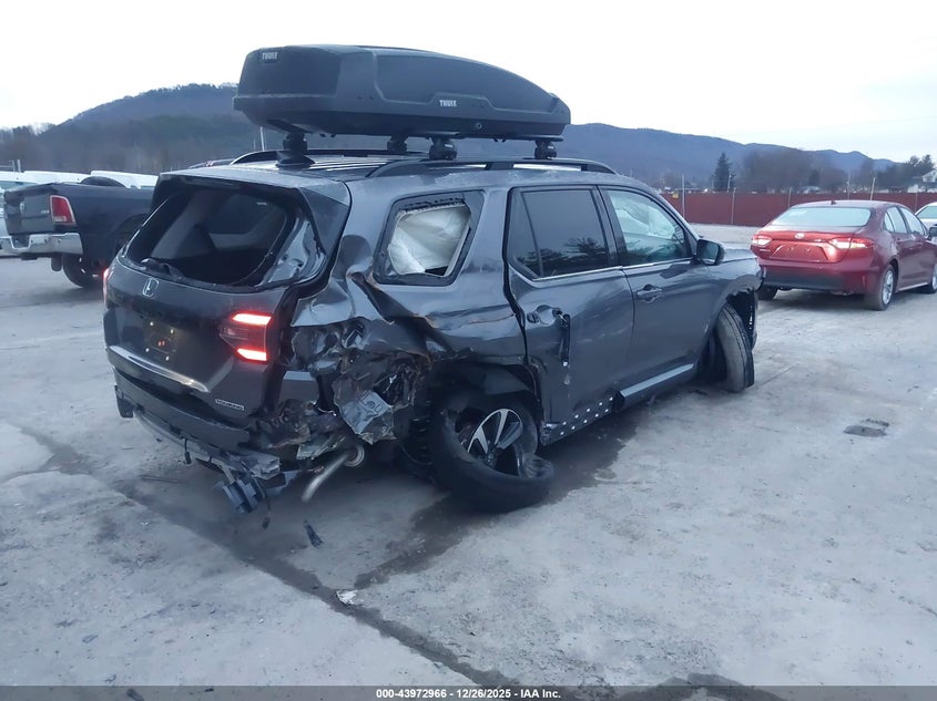 2025 Honda Pilot Touring