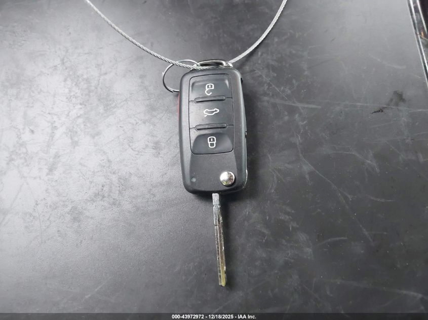 2013 Volkswagen Jetta 2.5L Se VIN: 3VWBX7AJ6DM410239 Lot: 43972972