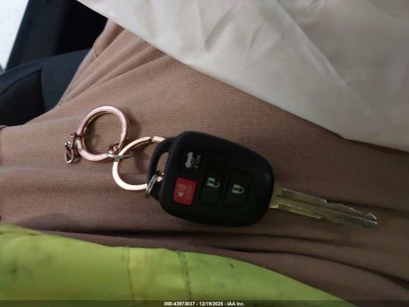 2012 Toyota Camry Se VIN: 4T1BF1FK8CU071204 Lot: 43973037