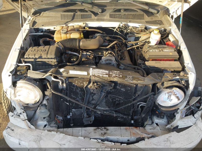 2005 Jeep Liberty Limited Edition VIN: 1J8GL58K15W590103 Lot: 43973063