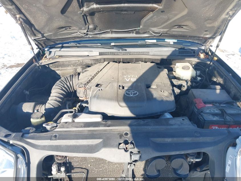 2004 Toyota 4Runner Sr5 Sport V6 VIN: JTEBU14R940049081 Lot: 43973090