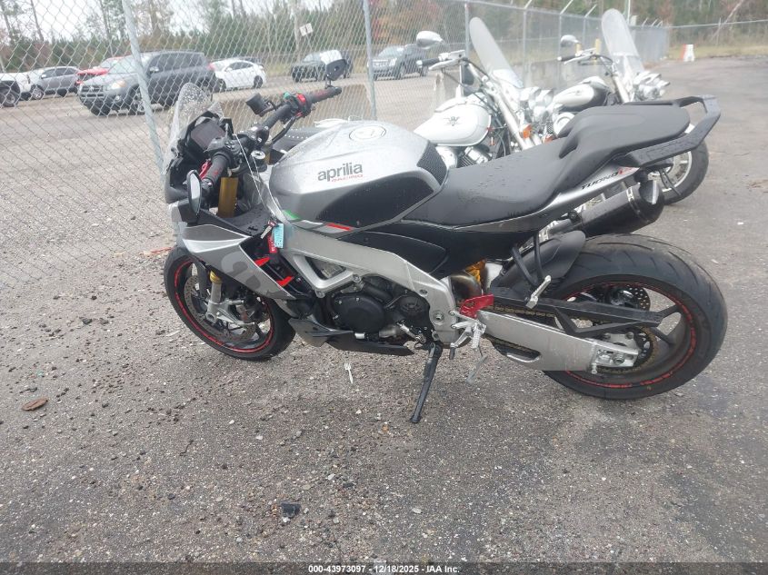 2022 Aprilia Tuono V4 1100 VIN: ZD4KZUA03NS000448 Lot: 43973097